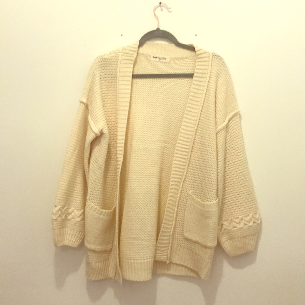 Off white thick cardigan